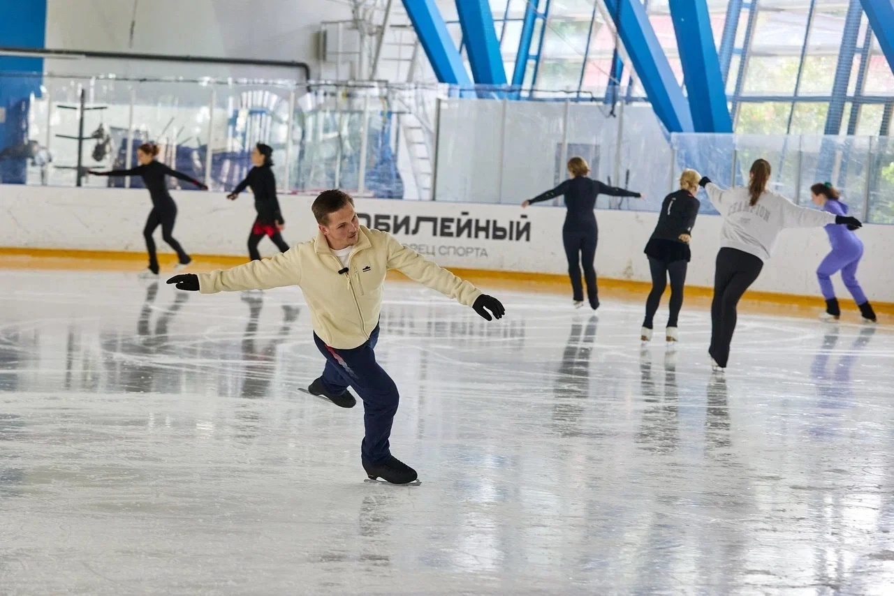 https://i2.imageban.ru/out/2025/08/11/f542f631d8038f8d6aef1737b0b1644e.jpg