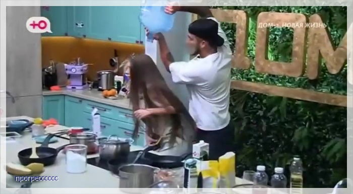 https://i2.imageban.ru/out/2025/08/17/6eb4a2f378feaf462bb32527b2062e79.jpg