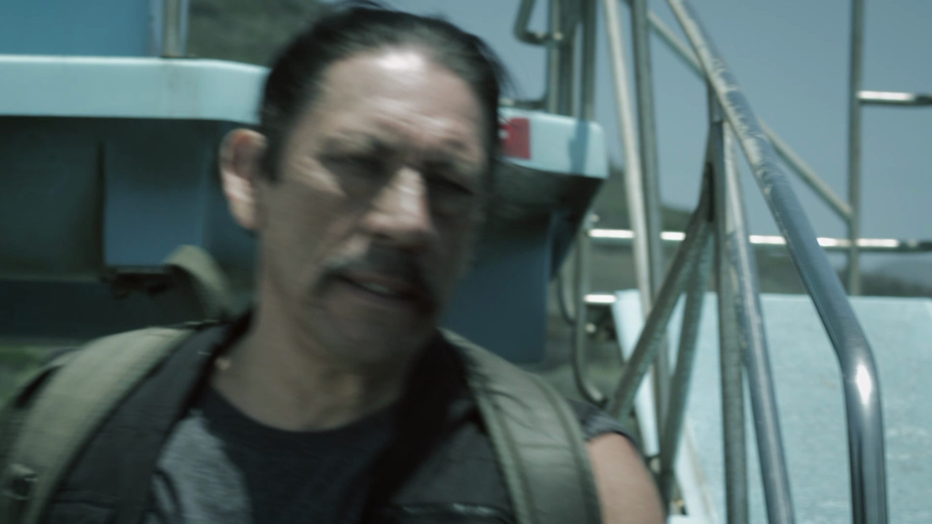 Rise.of.the.Zombies.2012.Asylum.BDRemux.1080p.mkv_20250818_055854.018.png