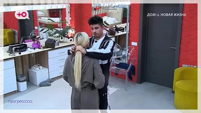 https://i2.imageban.ru/out/2025/08/28/6e303781c7cc9f99e30c7a98e6118ffb.jpg