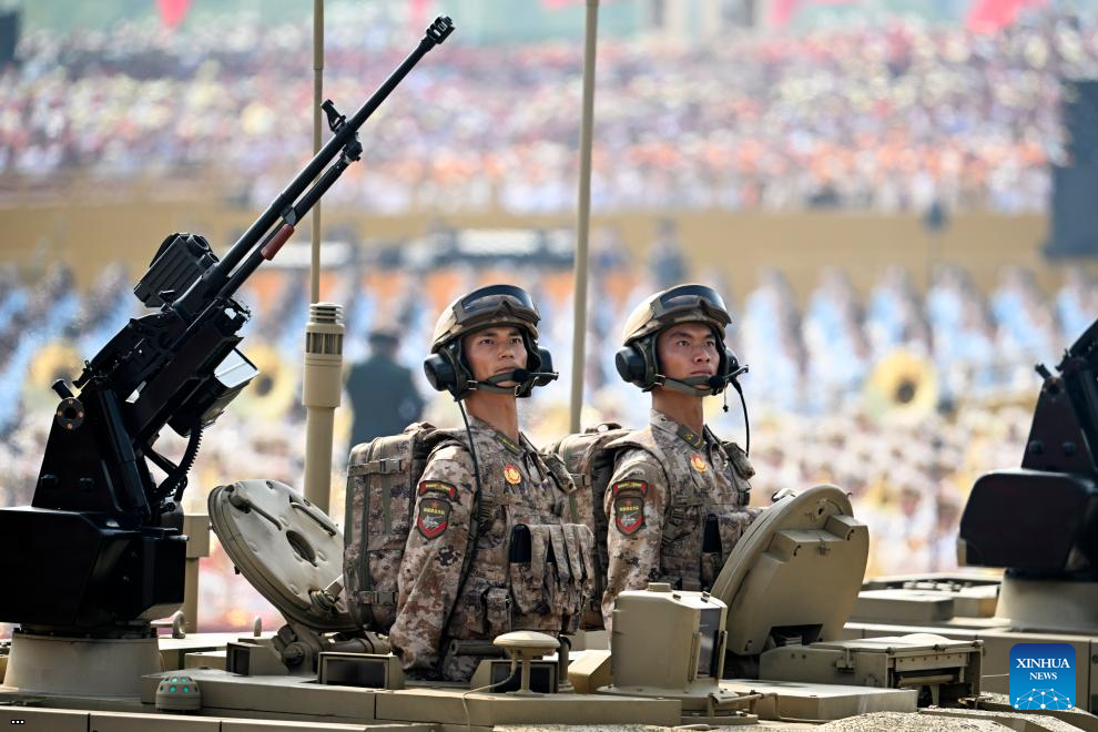 2 - PhMhWSAxxEJPa2to.jpg