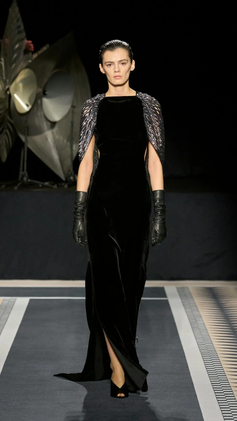 1737983099-1737975053-lanvin-collezione-uomo-donna-autunno-inverno-2025-2026-sfilata-foto-look54.webp