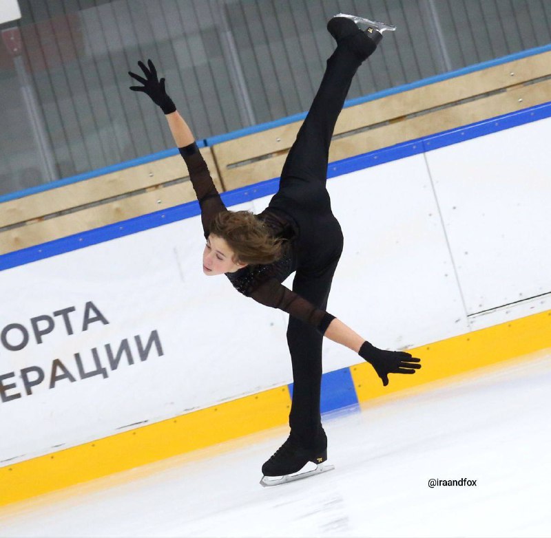 https://i2.imageban.ru/out/2025/09/15/4057b8ebbe757af24d32927bdf09eb87.jpg