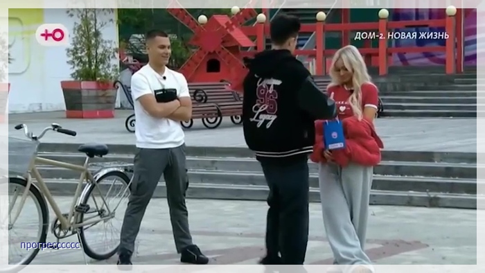 https://i2.imageban.ru/out/2025/10/02/27c9ffa73c4b6ec2364a07910e372fca.jpg