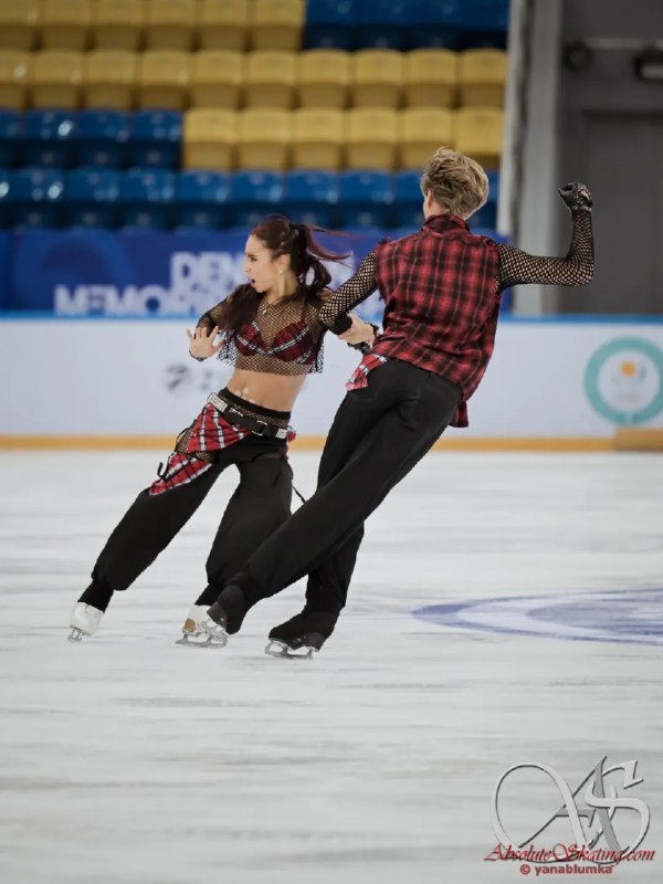 https://i2.imageban.ru/out/2025/10/02/eccaa1a9bdeeff720477c45f95904b66.jpg