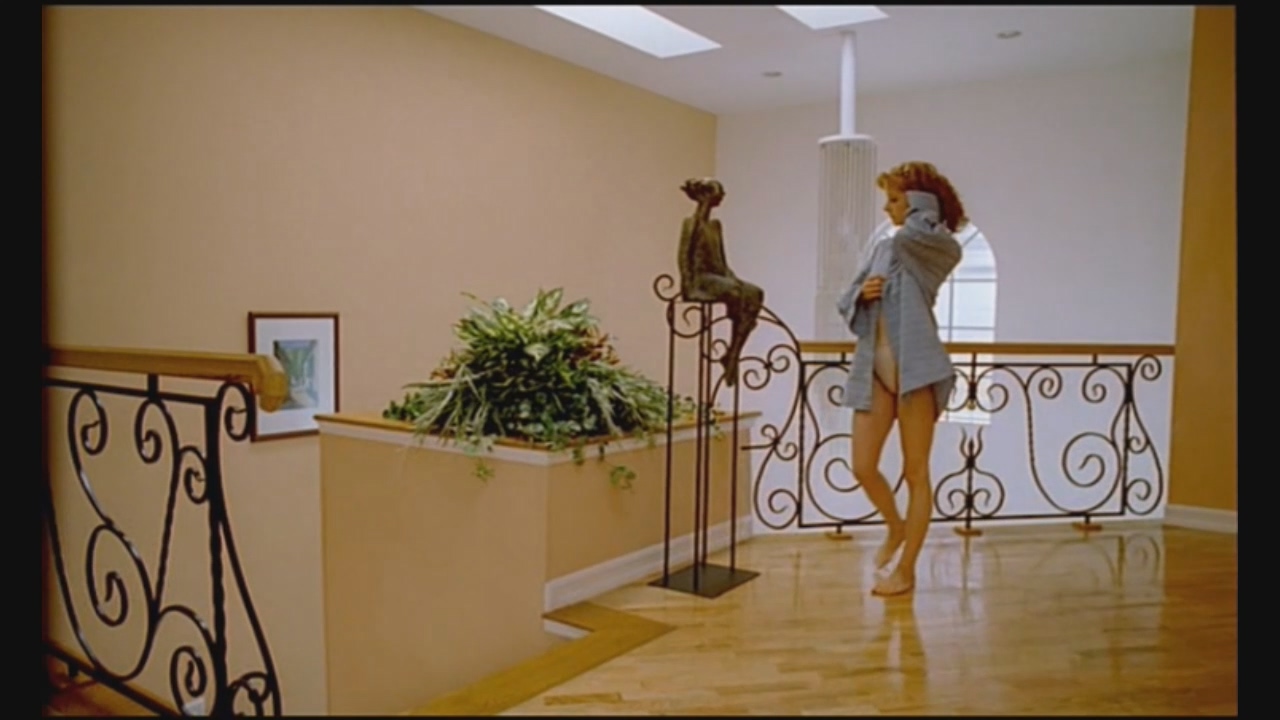 Амалия Мордвинова Затворник (1999) HD 720.mp4_000208.170.jpg