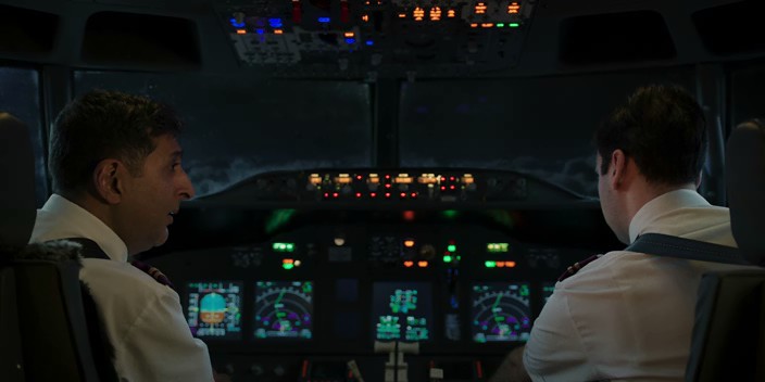 Рейс_навылет_(боевик, комедия, криминал 2024 год)_Leonard_Lew.0-46-30.333.jpg