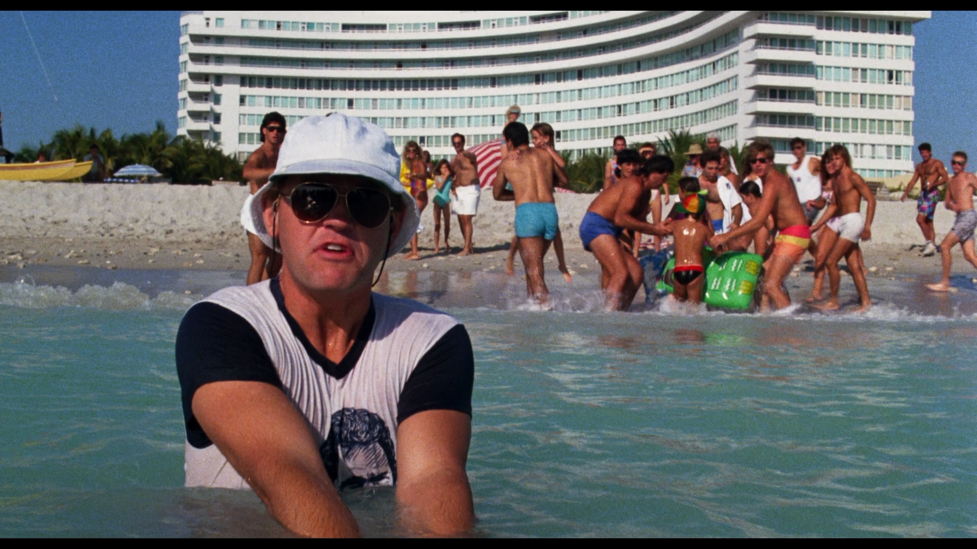 Police Academy V_1988г_Assignment_Miami Beach.mkv_20251111_204108.392.png