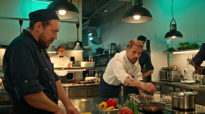 01 Кулинарный техникум.2025. WEB-DLRip.Files-x.avi_snapshot_03.03.png