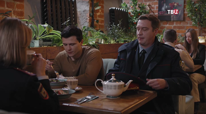 01.Два капитана. Тайна рейса 1105. 1-я серия.avi_snapshot_10.16.png