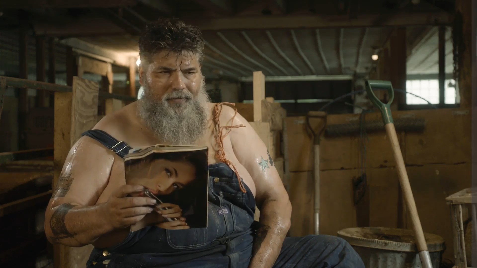 Bad Bunny 2025.mkv_snapshot_00.01.12.000.jpg