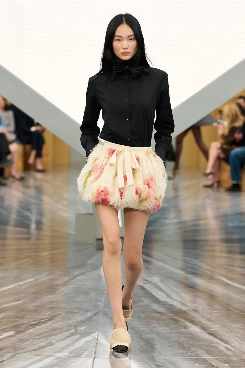 00046-christian-dior-spring-2026-ready-to-wear-credit-gorunway.webp