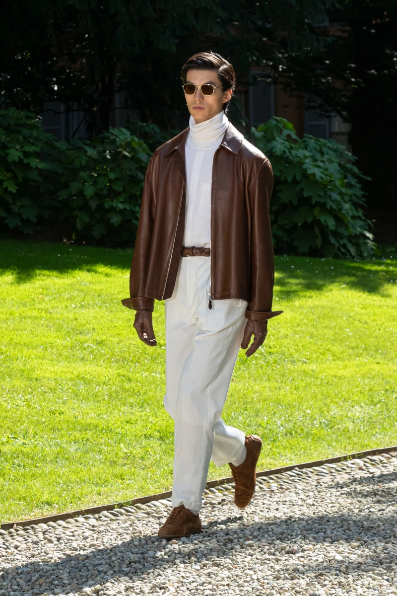 00008-dunhill-spring-2025-menswear-credit-brand.webp