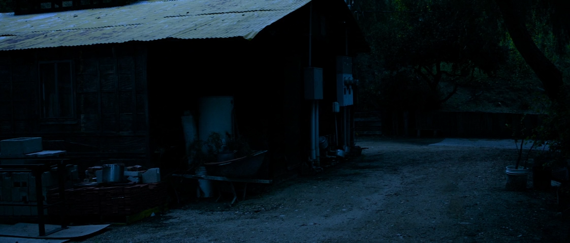 Оно. Кошмар на Мейпл-стрит (2024) WEB-DLRip-AVC_ivanes.mkv_snapshot_00.05.10.894.png