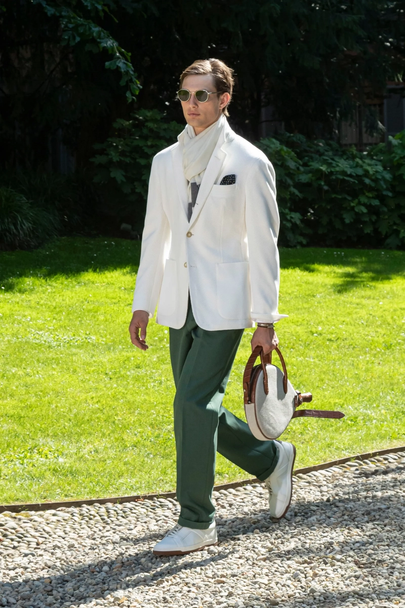 00033-dunhill-spring-2025-menswear-credit-brand.webp