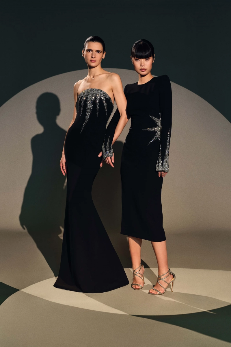 00005-naeem-khan-pre-fall-2026-credit-brand.webp