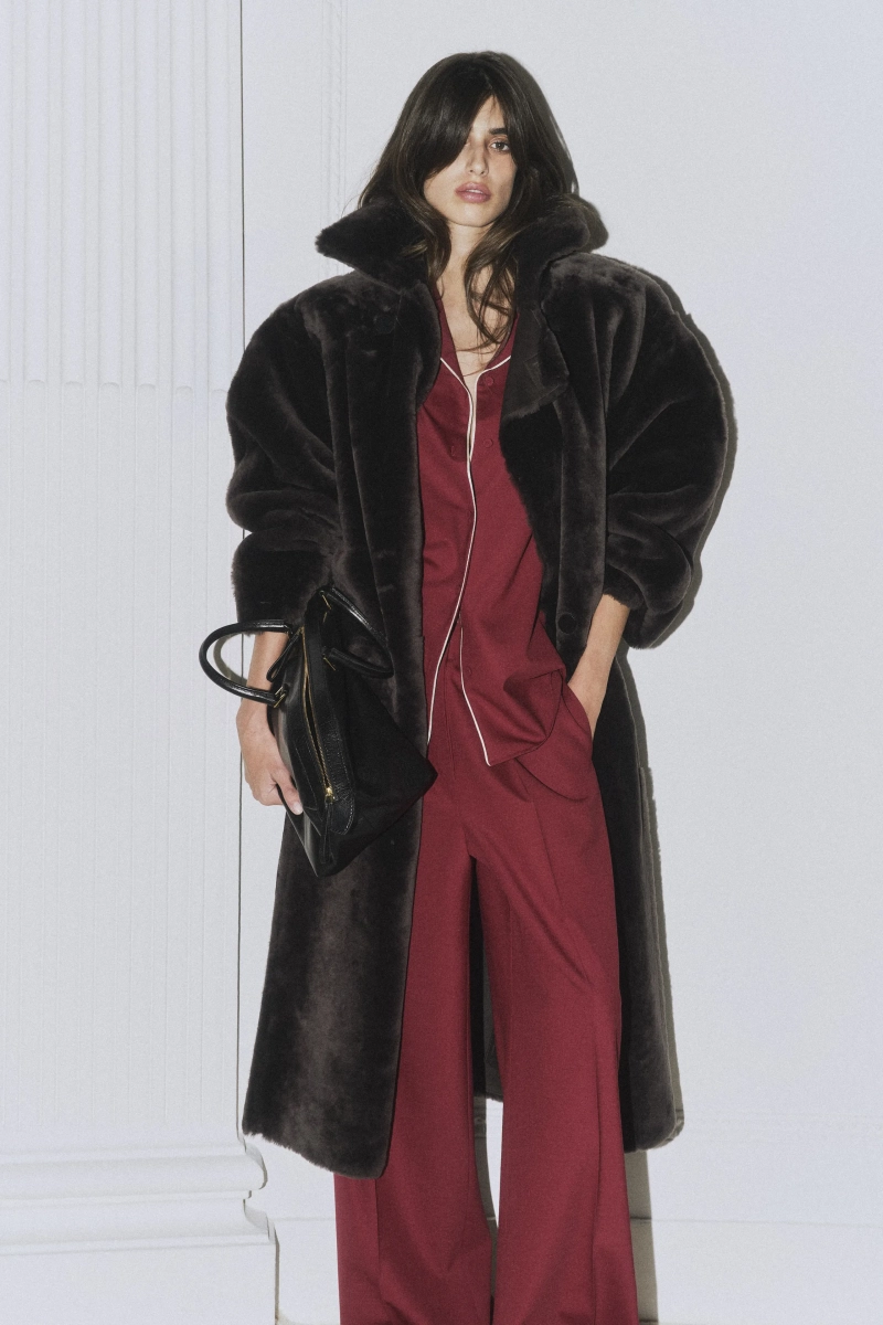 00003-alberta-ferretti-prefall-2026-credit-brand.webp