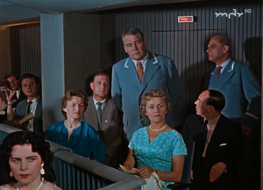 Meine Frau macht Musik (1958)_RU_DE_Grampy.mkv_snapshot_01.22.40.937.png