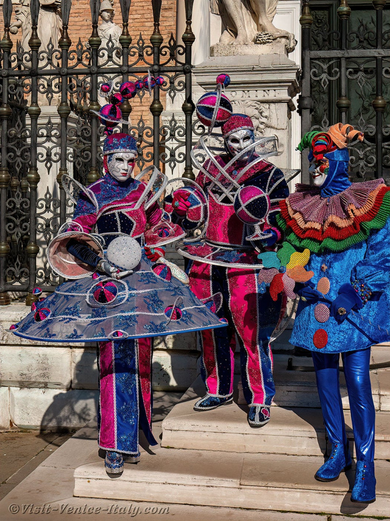 venice-carnival-mask-costume-arsenal-522.jpg