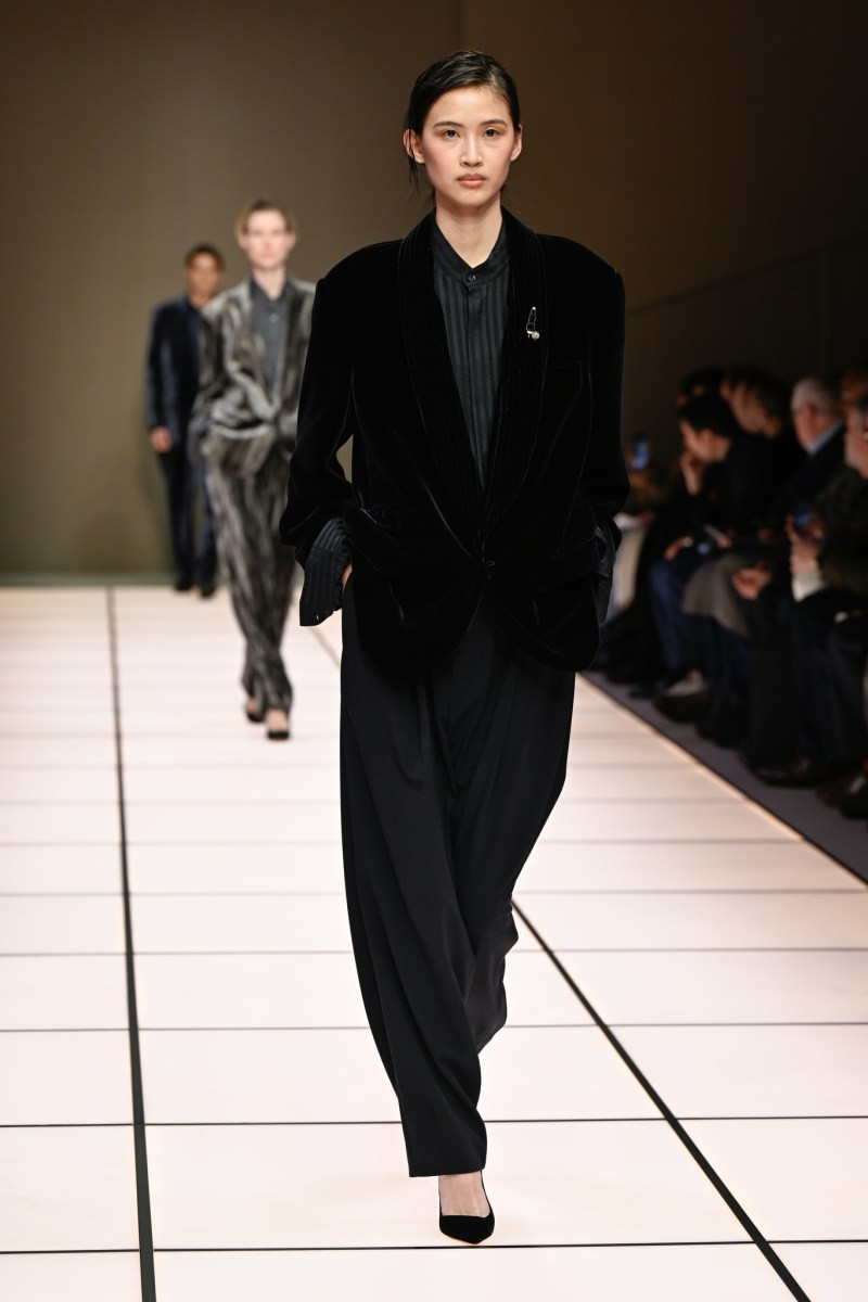 giorgio-armani-milan-fw26-men-rtw-r-gg-124.jpg