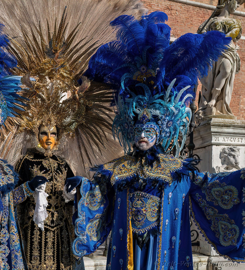 venice-carnival-mask-costume-arsenal-636.jpg