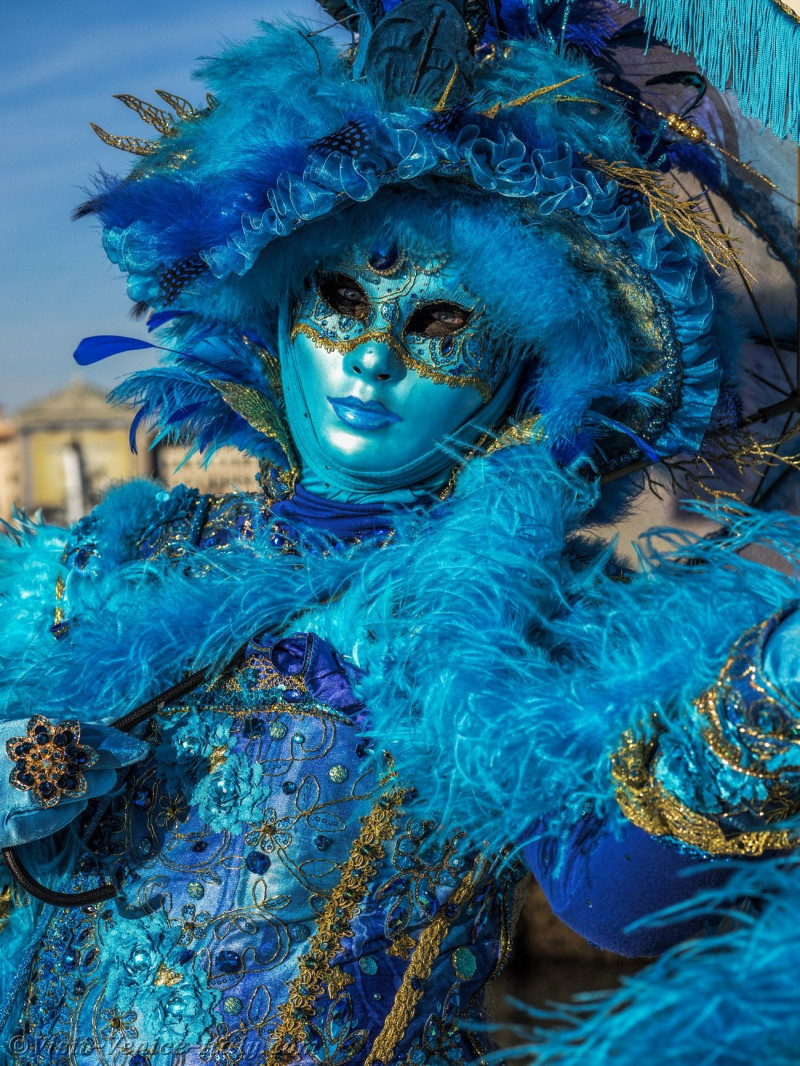 venice-carnival-mask-costume-0706.jpg