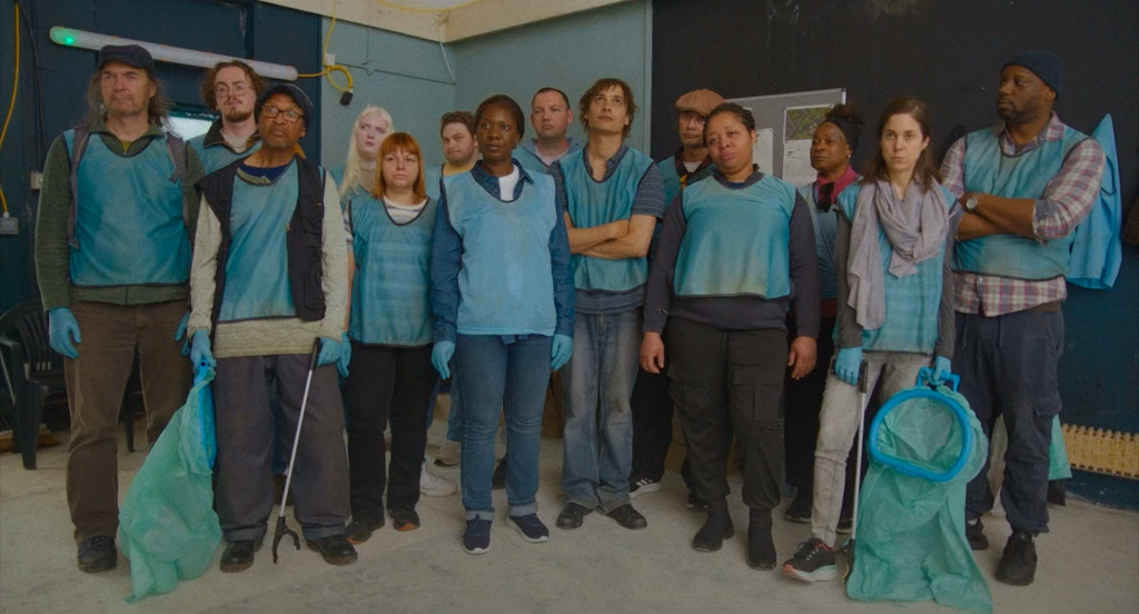 ����������� ��� �������� / Urchin (2025) WEB-DLRip-AVC | ������ �� (�������� ��� ��������� ������� �����������)