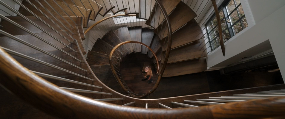 Горничная (2025) WEB-DLRip-AVC_ivanes.mkv_20260204_145801.904.png