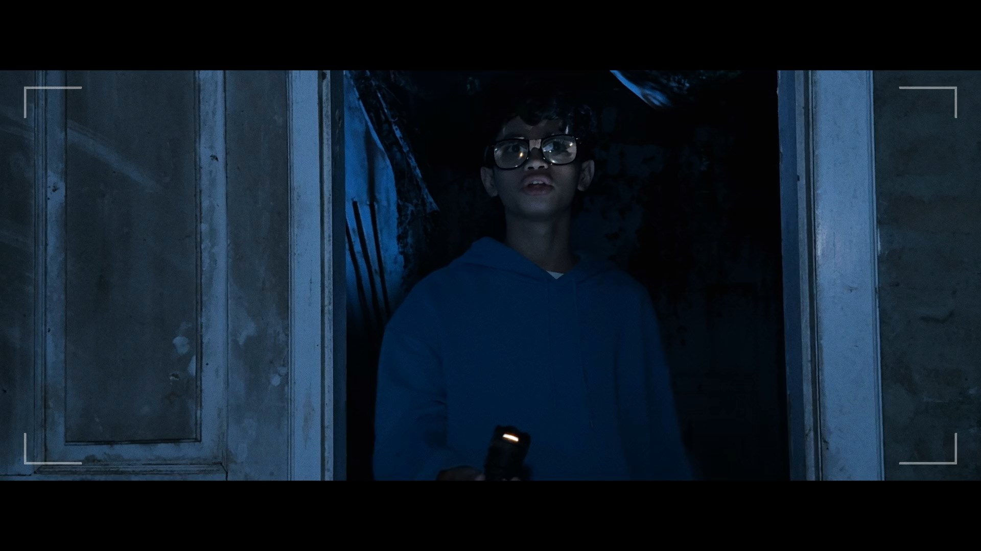 Dia Bukan Ibu 2025 1080p WEB-DL.mkv_snapshot_00.19.02.250.jpg