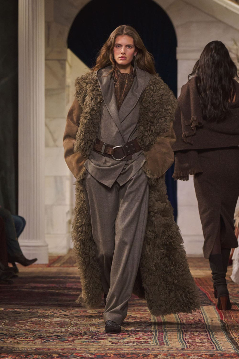 Ralph-Lauren-Fall-Winter-2026-2027-New-York-Runway-Magazine-10.jpg