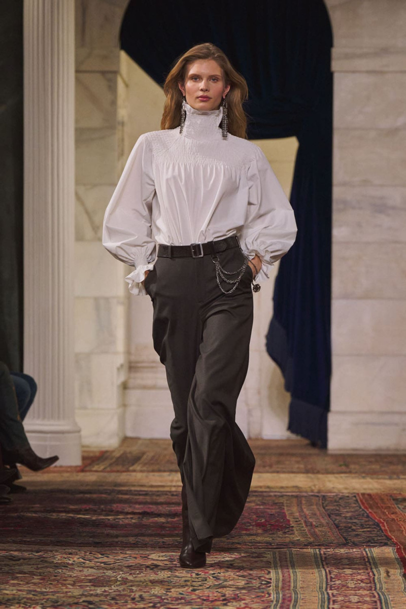 Ralph-Lauren-Fall-Winter-2026-2027-New-York-Runway-Magazine-36.jpg