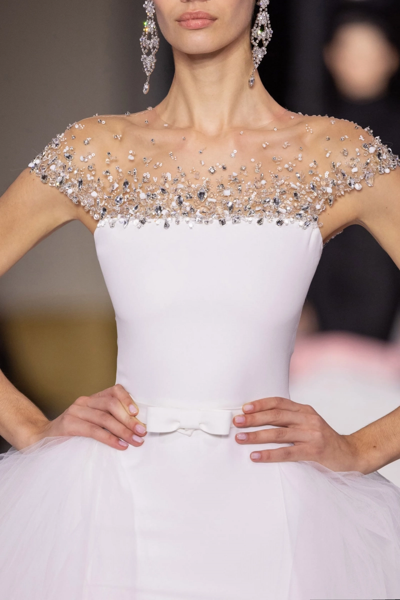 00068-celia-kritharioti-spring-2025-couture-details-credit-brand.webp