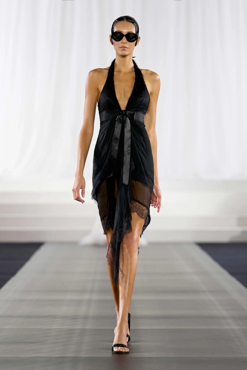 00010-celia-kritharioti-spring-2026-couture-credit-brand-sponsored.webp