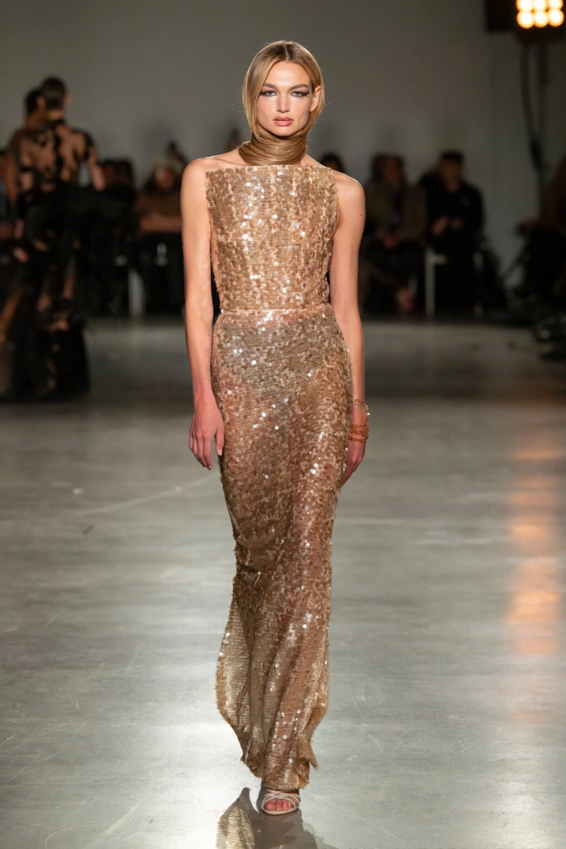 00046-christian-siriano-fall-2026-ready-to-wear-credit-gorunway.webp