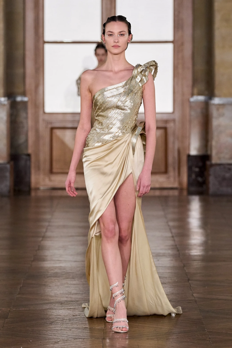 00020-gaurav-gupta-spring-2026-couture-credit-gorunway.webp