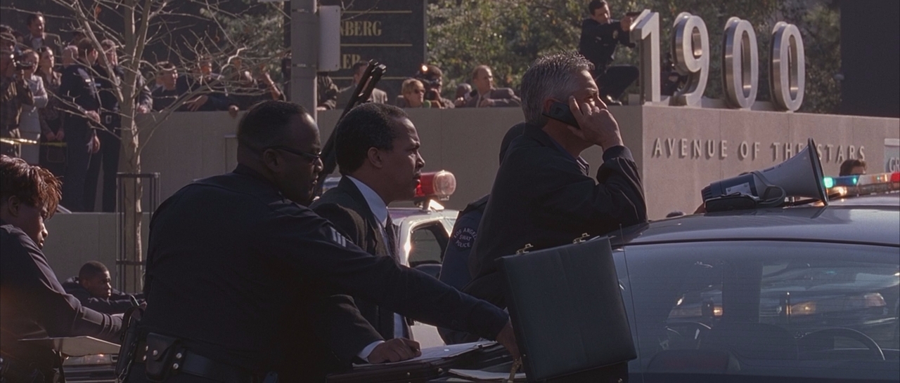 Бандиты.2001.BDRip 720p msltel.mkv_snapshot_01.51.50.228.jpg