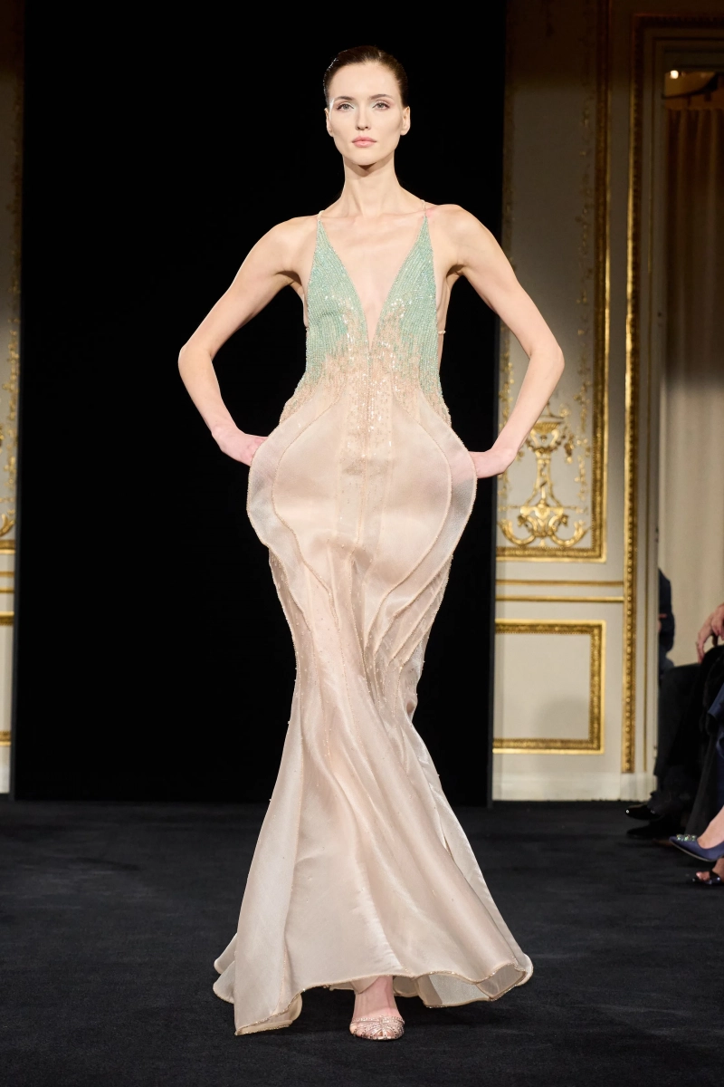 00060-armani-prive-spring-2026-couture-credit-gorunway.webp