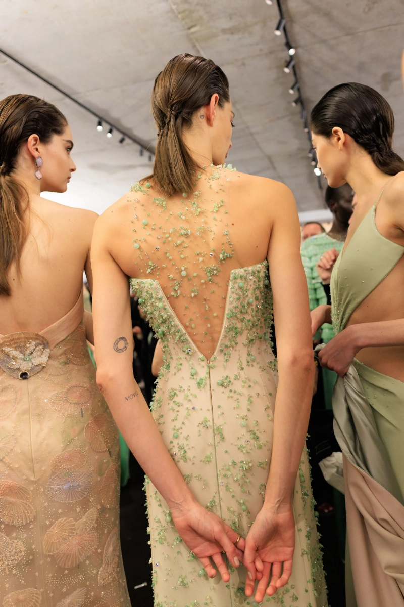 GiorgioArmaniPrive_ParisCouturess26_backstage_acielle_02.webp