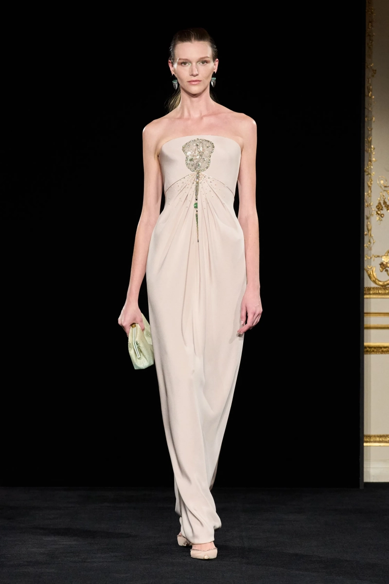 00029-armani-prive-spring-2026-couture-credit-gorunway.webp