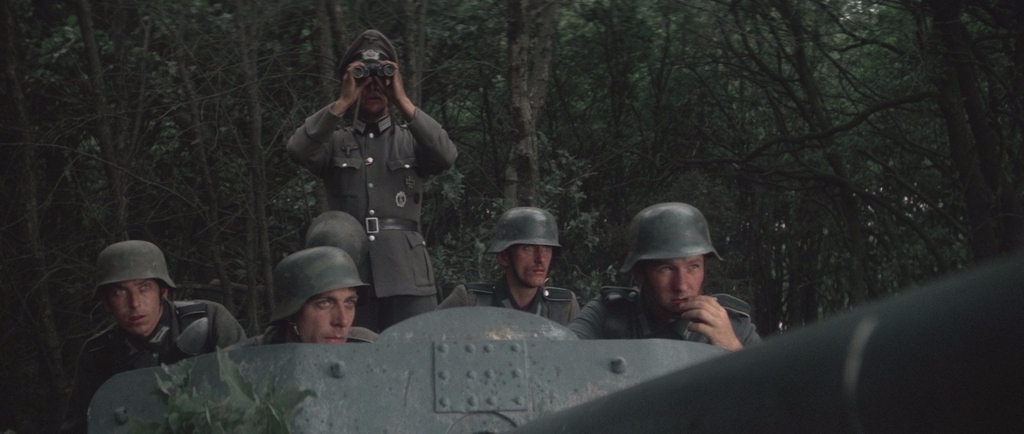 Мост слишком далеко.1977.BDRip AVC msltel.mkv_snapshot_00.57.23.317.jpg