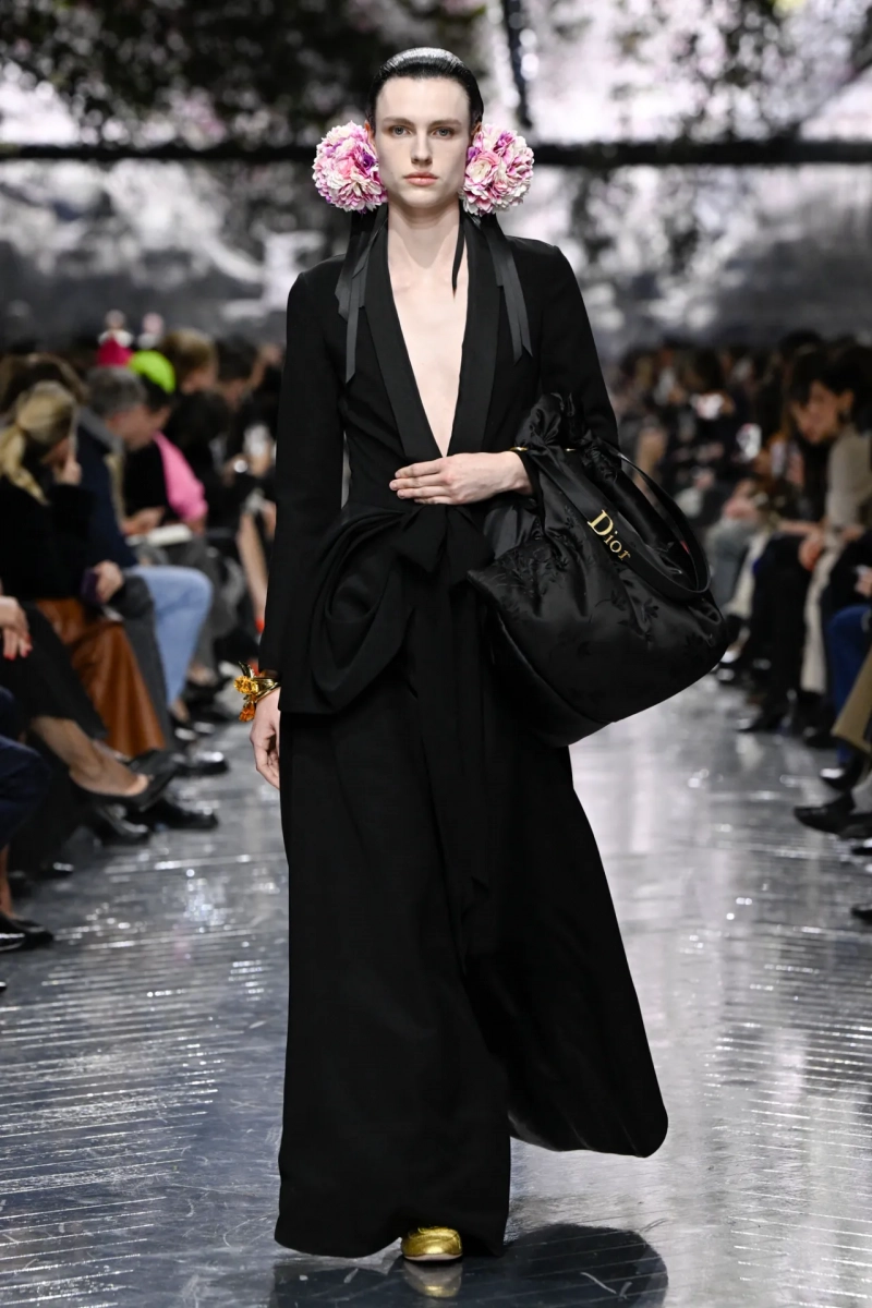 christian-dior-spring-2026-rtw-hc-r-gg-0061.webp