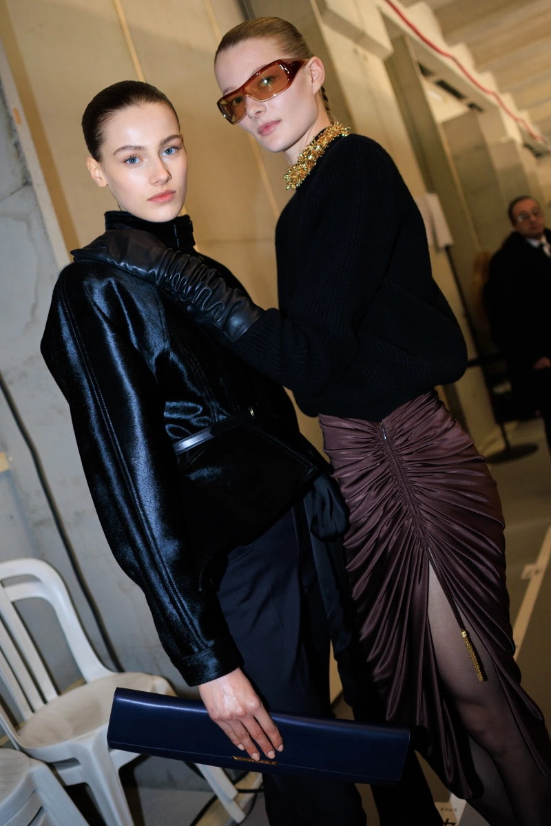 Balmain_PFW_ fw26_backstageacielle_26.webp