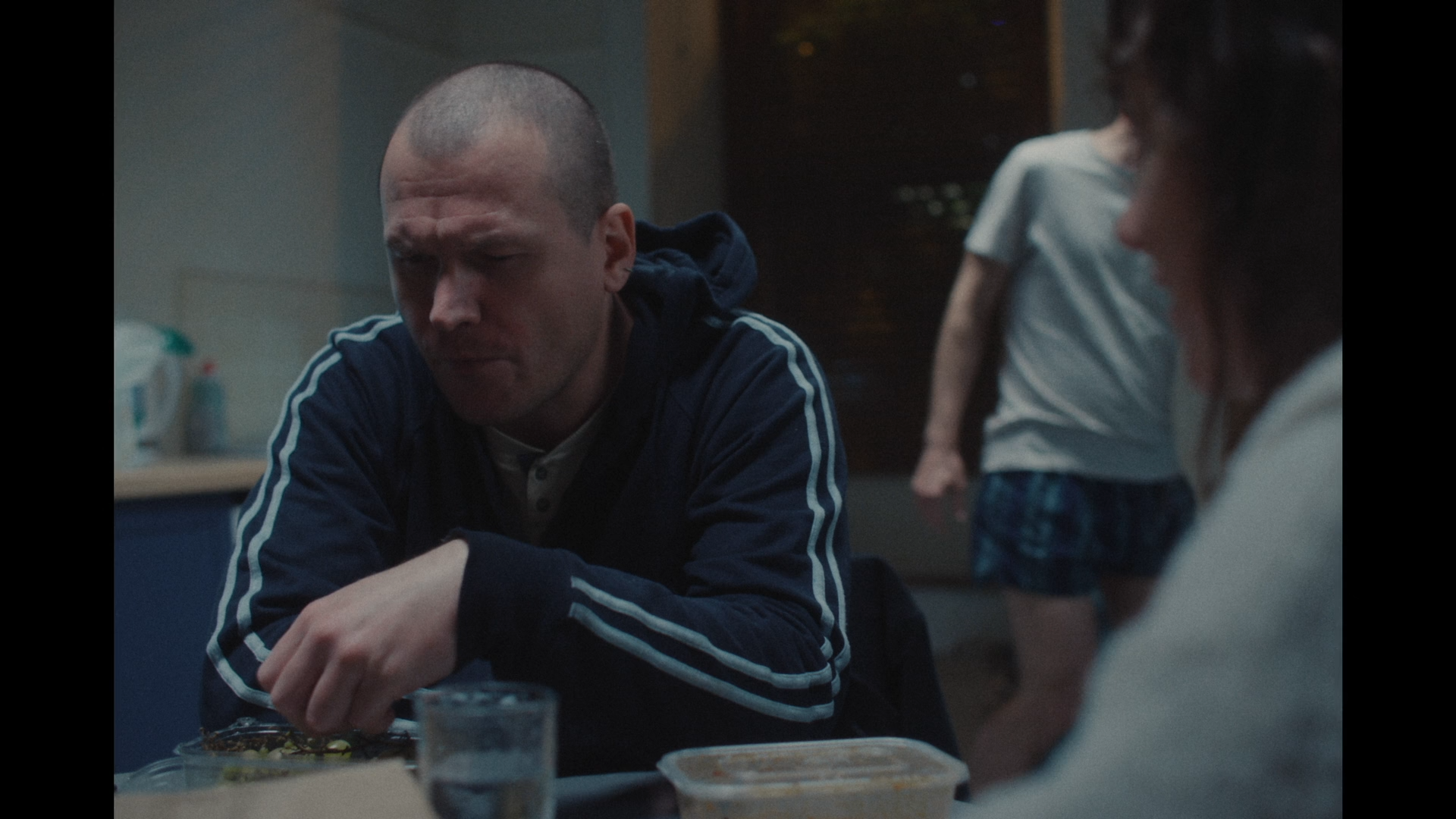 On Falling 2024 1080p AMZN WEB-DL H264-AURORA.mkv_snapshot_00.21.48.png