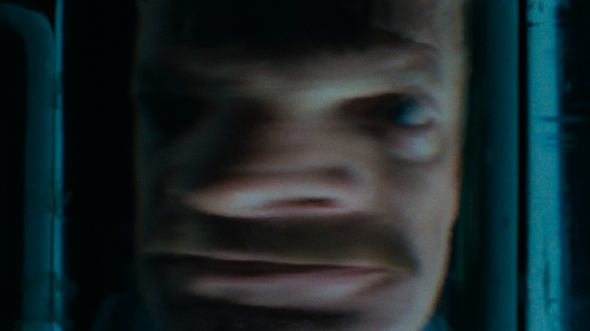 Intruder (1989).mkv_snapshot_01.09.58.png