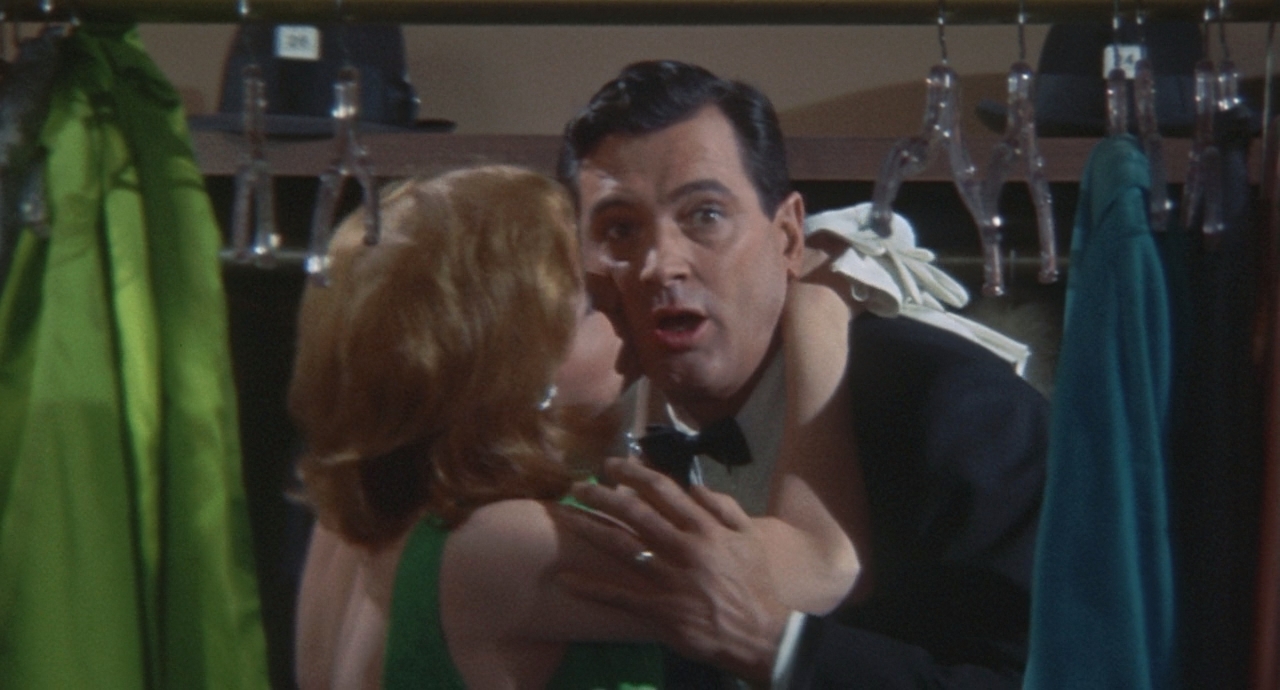 Не присылай мне цветы.1964.BDRip 720p msltel.mkv_snapshot_01.00.42.355.jpg