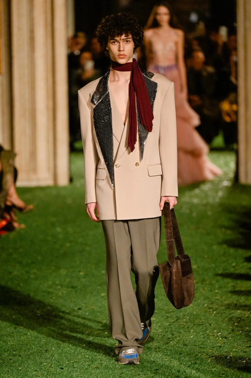 valentino-fall-26-rtw-GG-073.webp