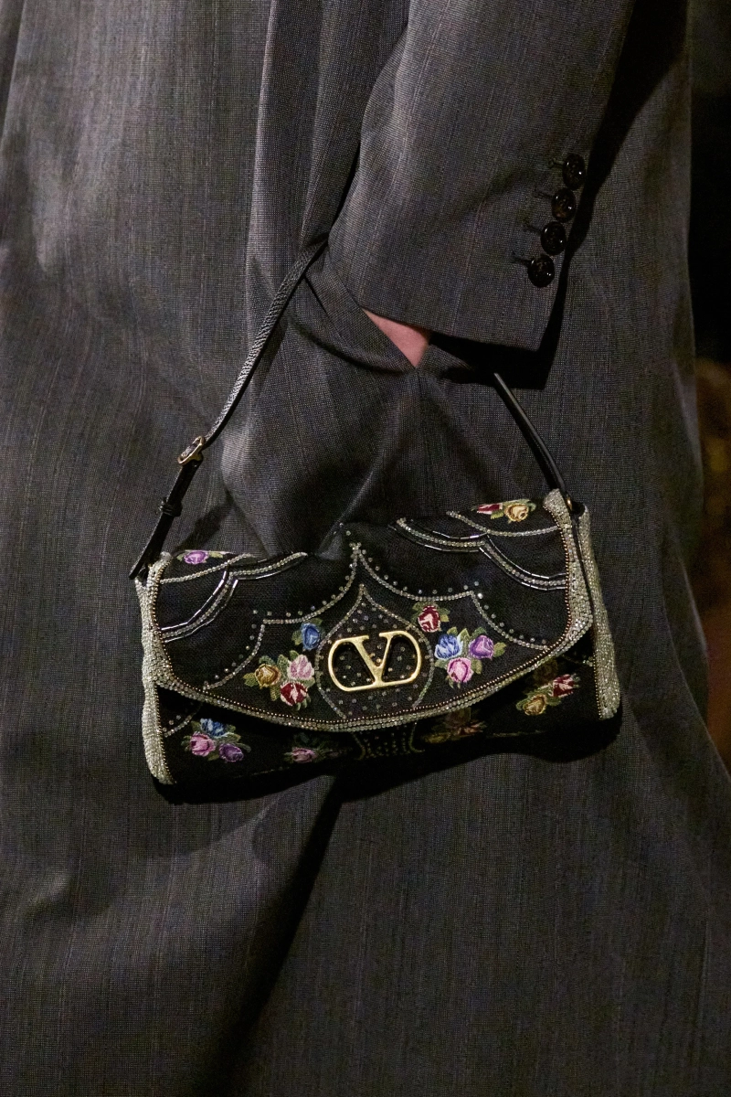 00020-valentino-fall-2026-ready-to-wear-details-credit-brand.webp