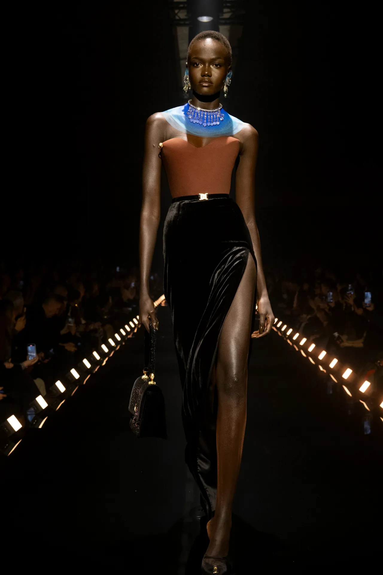 schiaparelli-fall-2026-rtw-pfw-r-ctsy-021.webp