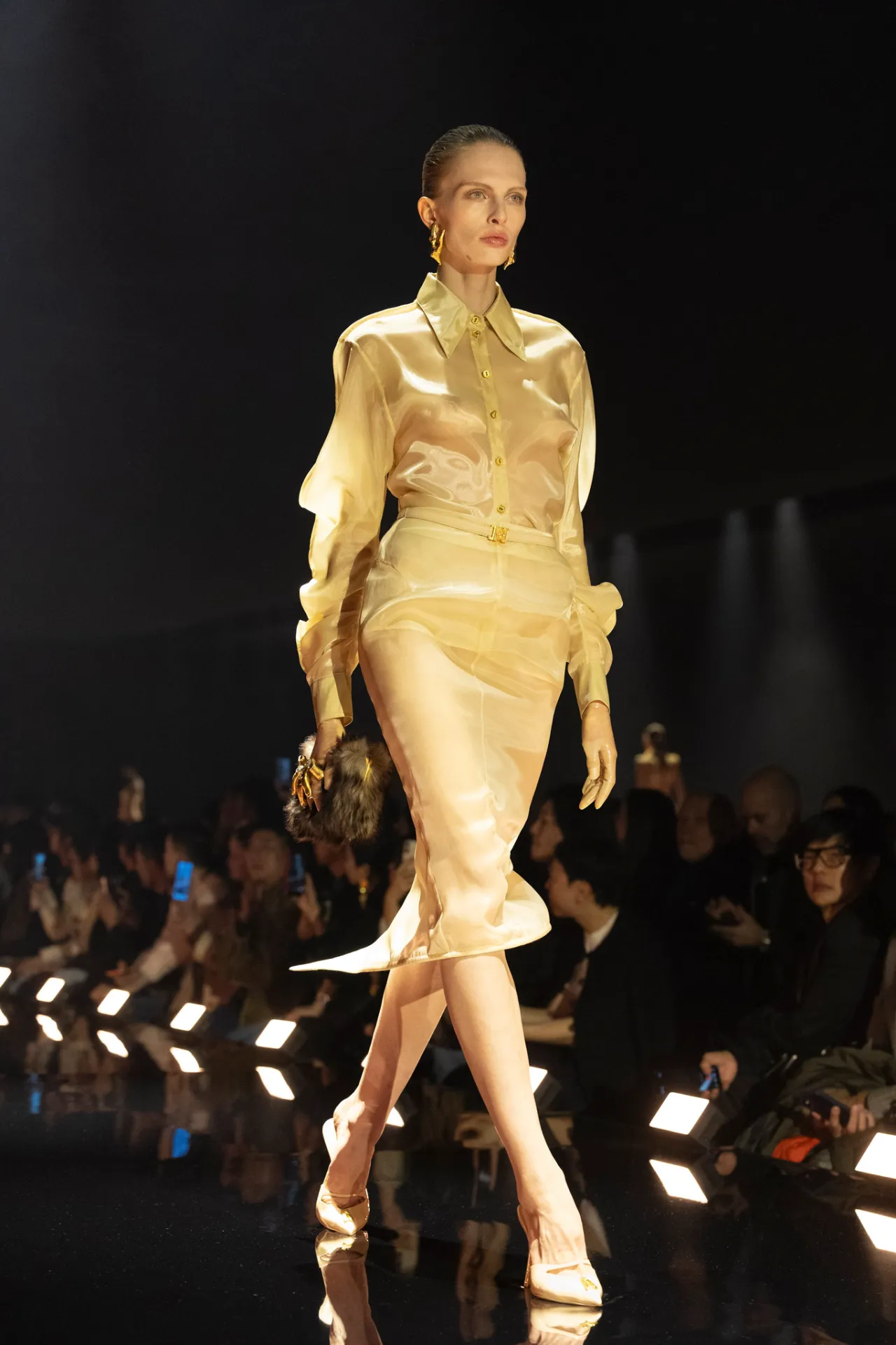 schiaparelli-fall-2026-rtw-pfw-r-ctsy-005.webp