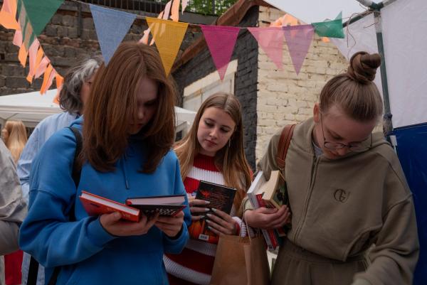Книжный фестиваль «Переплёт» в Перми соберёт средства для бездомных
